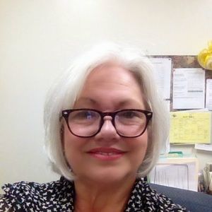 Meet your Posher, Rhonda